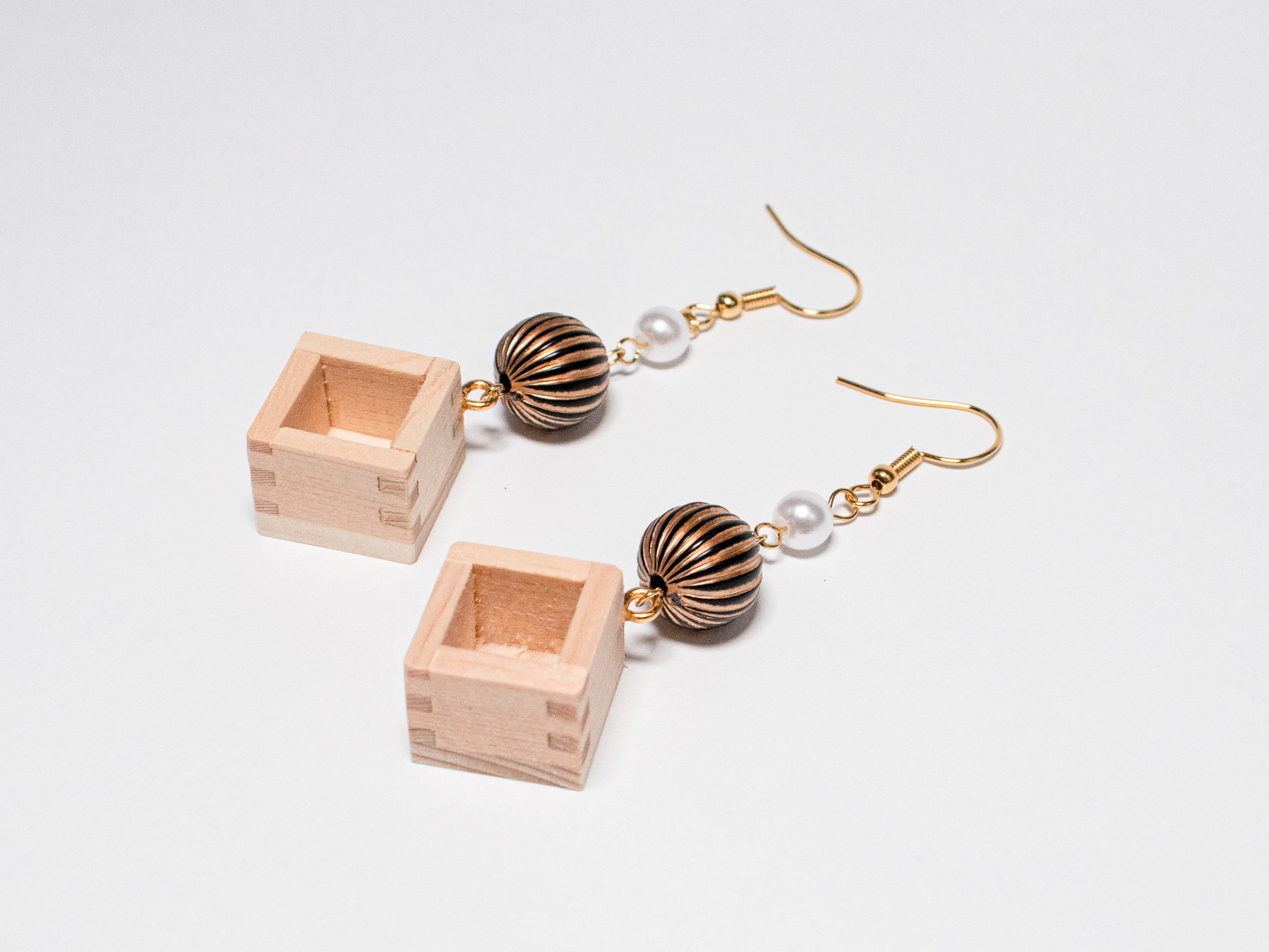 FOMUS Parure PIERCE (Black blossom)